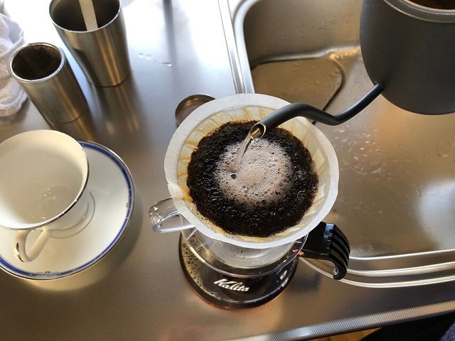 コーヒーの微粉を取り除くとコーヒー抽出はどう変わるのか